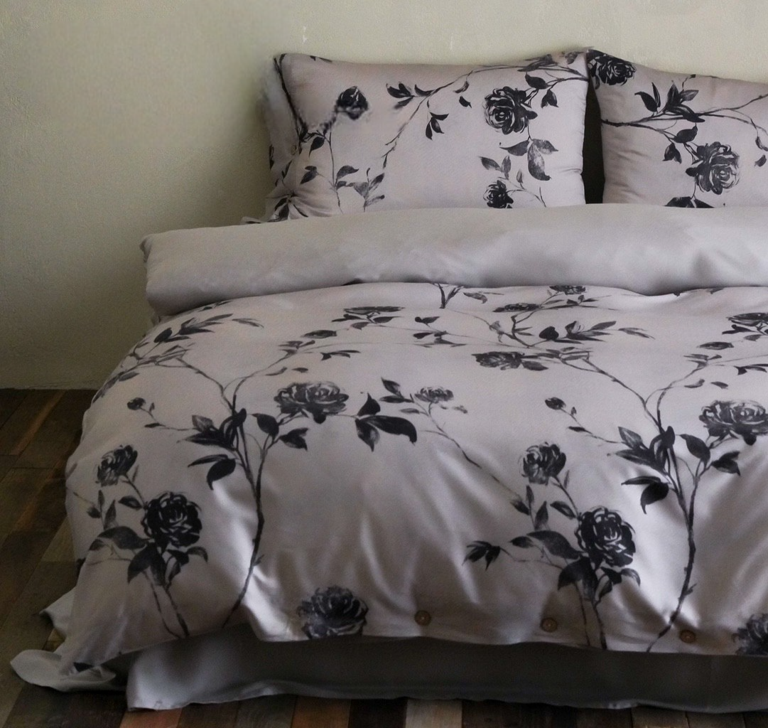 Παπλωματοθήκη Βαμβακοσατέν Σετ 4 Τεμ. με Κατωσέντονο & 2 Μαξιλαροθήκες Mystic Flower – Υπέρδιπλο 220×240 εκ.