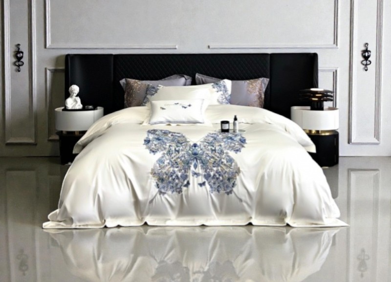 Βίον Ανθόσπαρτον Δώρο Γάμου. Νυφικό κρεβάτι. Πολυτελές σετ Κλινοσκεπασμάτων με κέντηση πεταλούδας απο 100% βαμβάκι Αυστραλίας μακριάς ίνας λευκό χρώμα