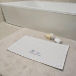 Βαμβακερό Πετσετέ Πατάκι Μπάνιου 50 × 80 εκ. — 875 GSM